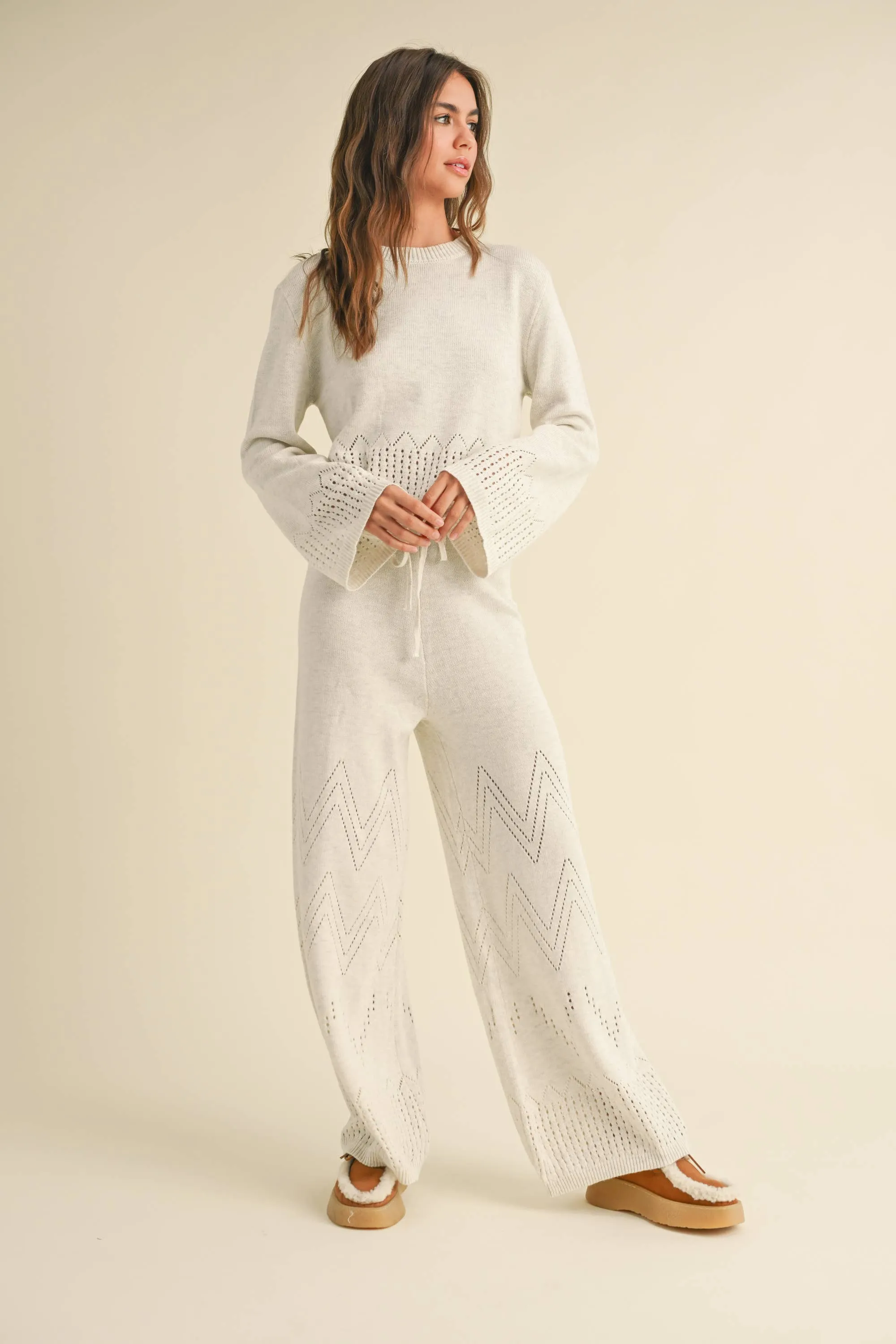 BORDER CROCHET KNITTED TOP