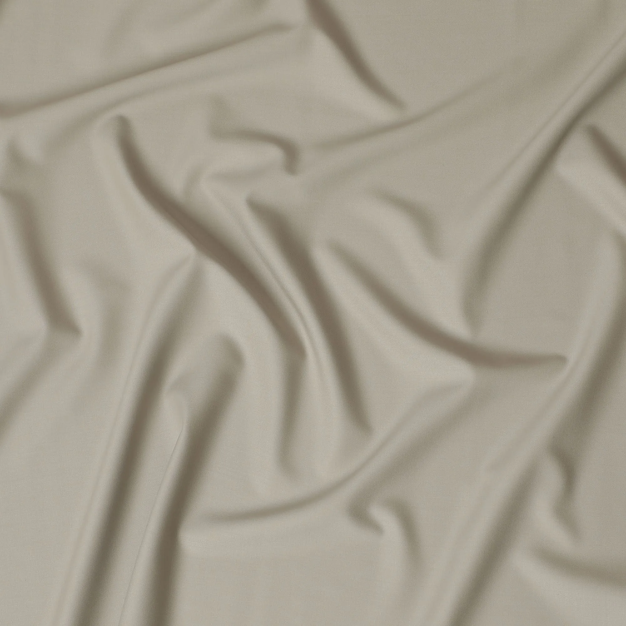 Classic Ivory Super 150's Wool Fabric - Italian Sartorial Elegance, 150cm Wide - D18249