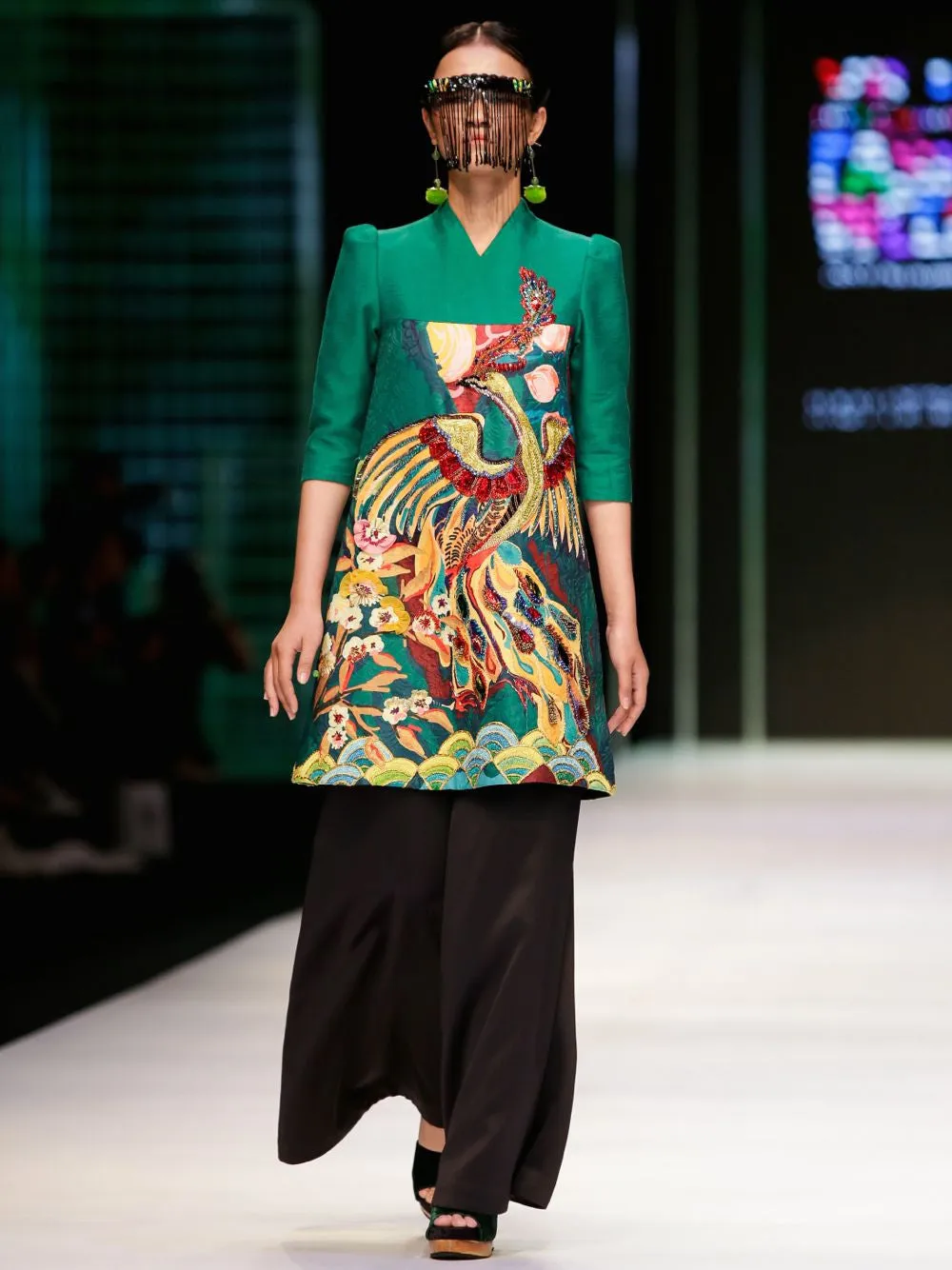 Emboriderd Printed Dress
