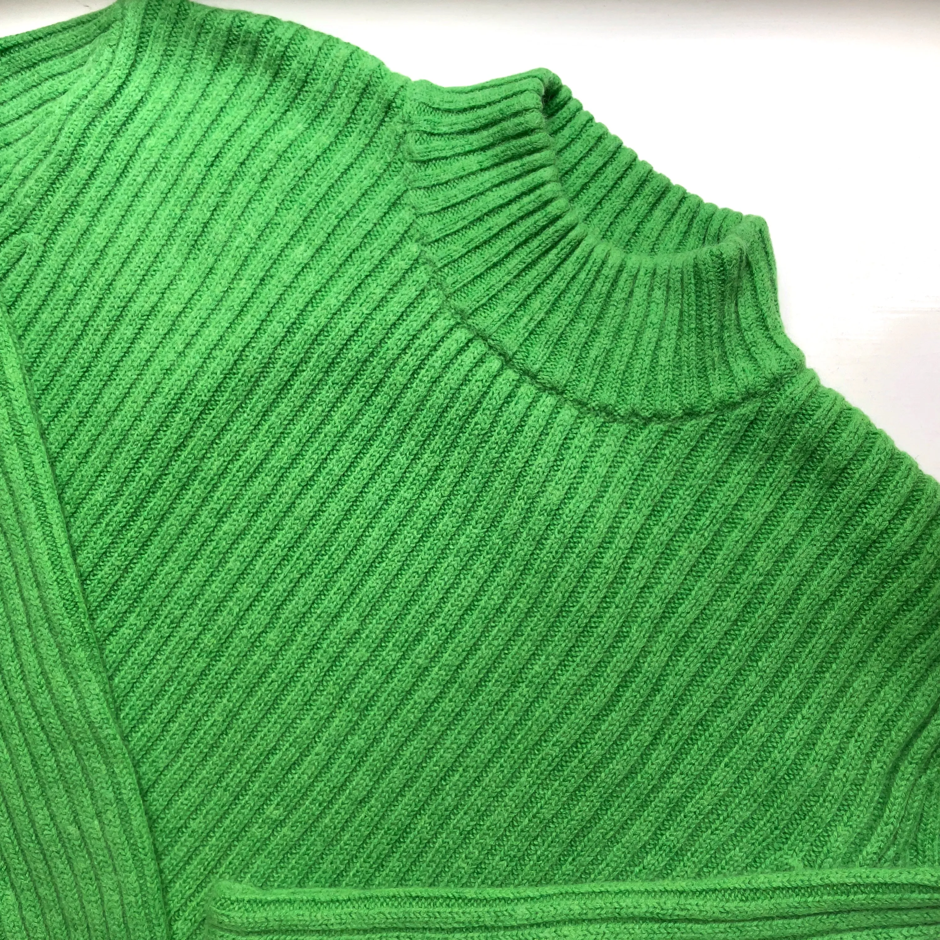 Green Cashmere Wool Blend Sweater - Topshop Boutique - Back Cut Out Detail