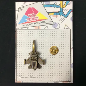 MP0220 - Gold Air Force Plane Aeroplane Metal Pin Badge