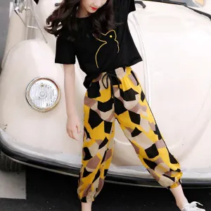 Rabbit Printed T-shirt & Camouflage Pants Set