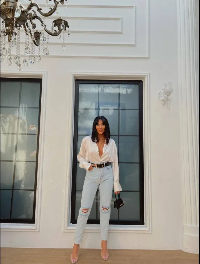 Ripped Detailed Jeans