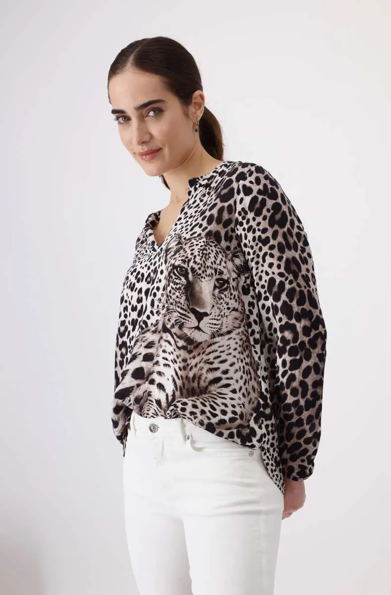 Round Neck Blouse 408204MNR in Hazel Pattern by Monari