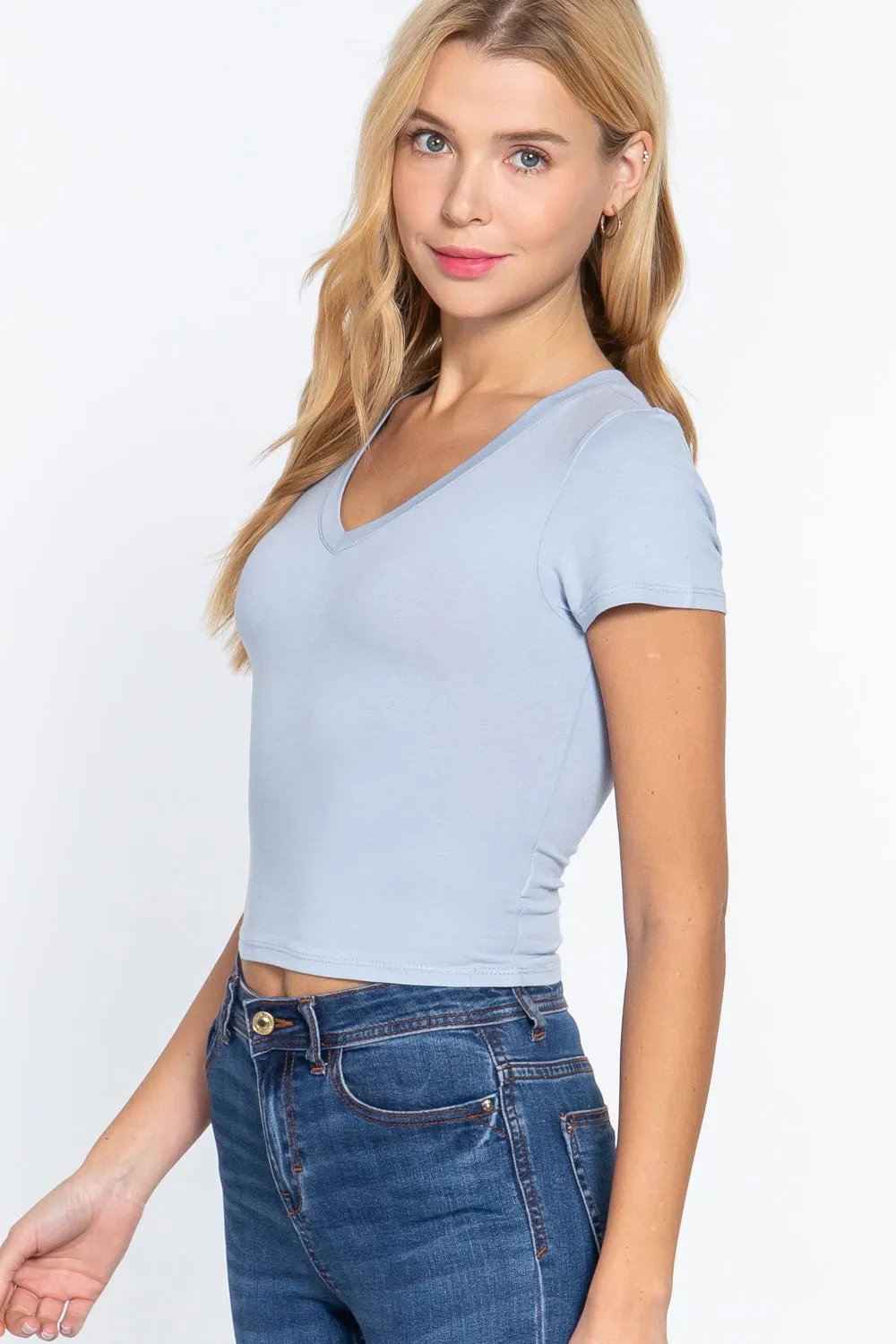 Women's Short Sleeve V-neck Crop Top