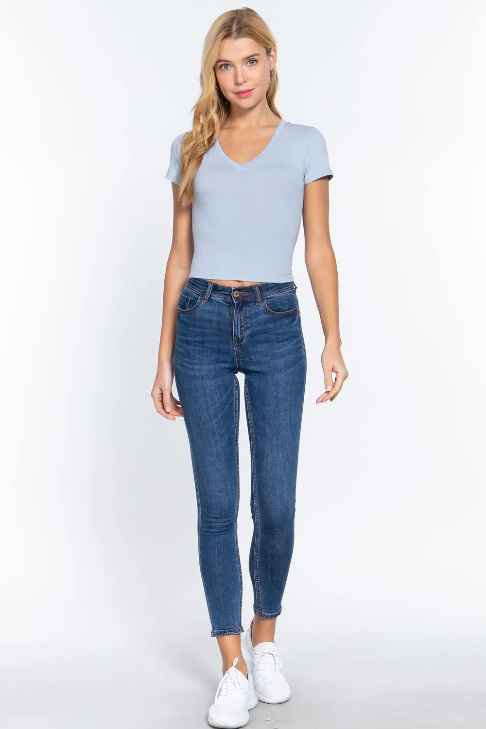Women's Short Sleeve V-neck Crop Top