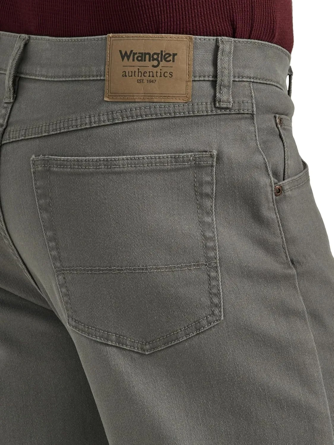 Wrangler Authentics Men's Classic 5-Pocket Relaxed Fit Flex Jean